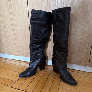 🔥 Stuart Weitzman Slouchy Boots